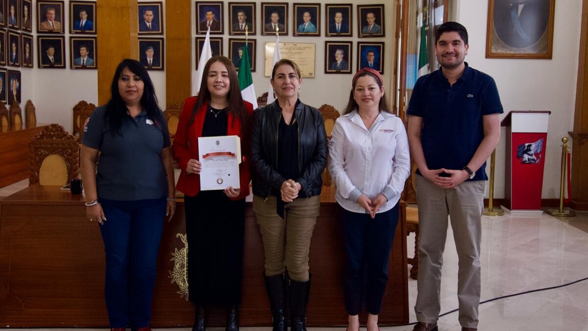 Dirigen conferencia de Derechos Humanos a Consejo Consultivo de Niñas, Niños y Adolescentes