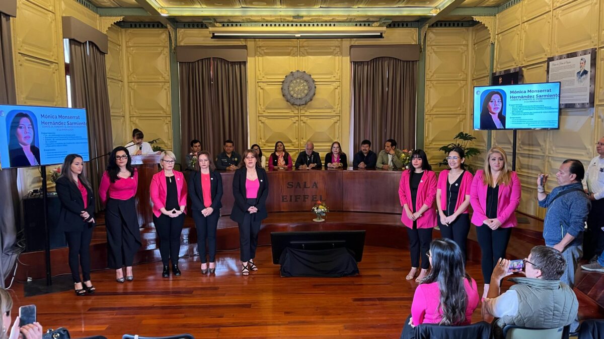 Rinde protesta Directiva de la Alianza Veracruzana de Mujeres Líderes