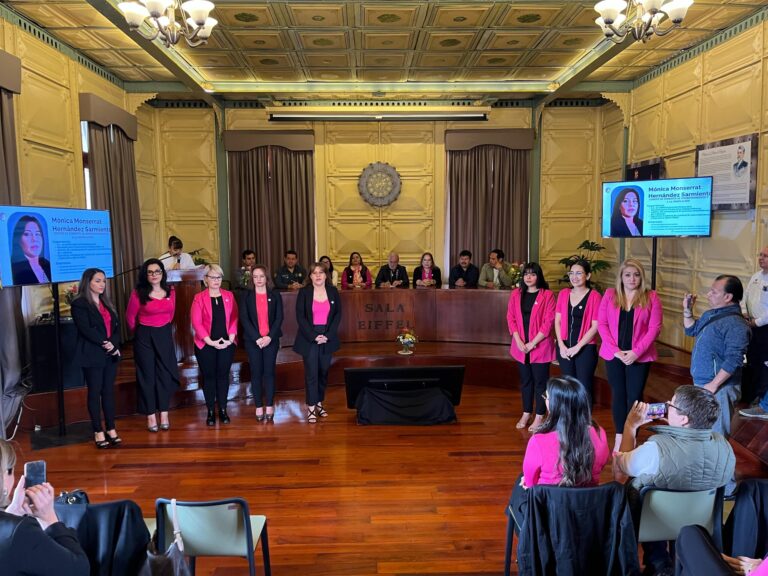 Rinde protesta Directiva de la Alianza Veracruzana de Mujeres Líderes