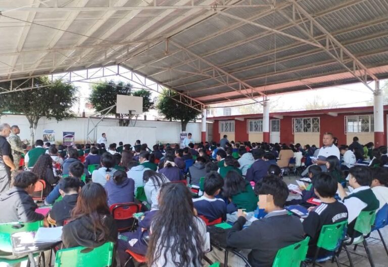 Platicas preventivas generan acercamiento al IMMUJERES