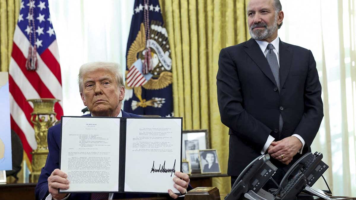 EU confirma: aranceles a México iniciarán el martes, pero Trump decidirá el monto