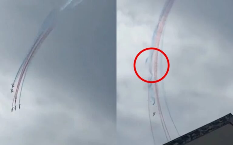 Chocan dos aviones de la Patrulla de Francia en pleno vuelo