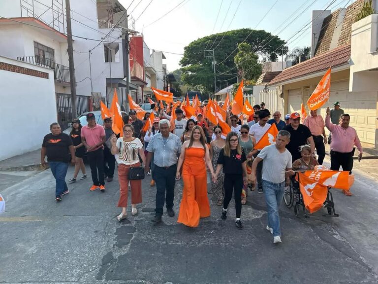 Samantha Vicentinni se registró ante el Ople como candidata a la alcaldia de Córdoba por Movimiento Ciudadano