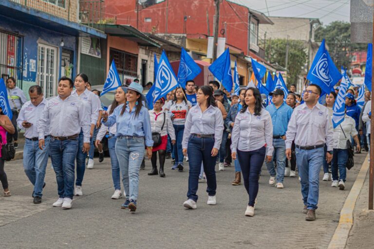INICIA CAMPAÑA VIRIDIANA BRETÓN