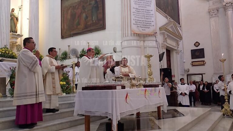 Renuevan votos sacerdote de la Diócesis de Orizaba
