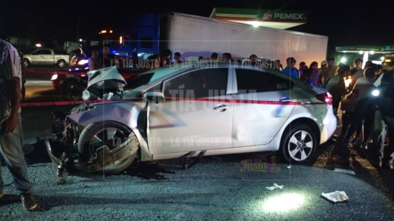 MUER3 PROFESOR EN ACCIDENTE