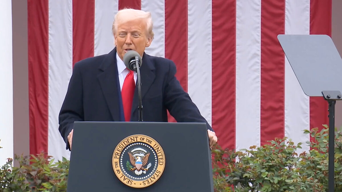 Trump anuncia aranceles del 20% a la Unión Europea y de 10% a países de América Latina 