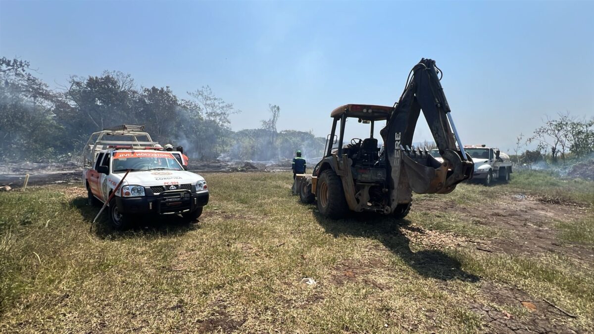Trabajan coordinados para controlar emergencia en llantera de 20 de noviembre