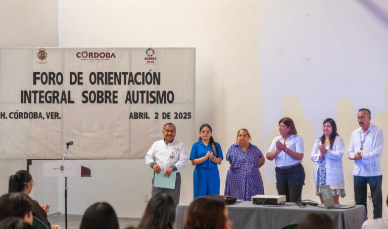 Participan estudiantes de psicología en Foro de Orientación Integral Sobre el Autismo.