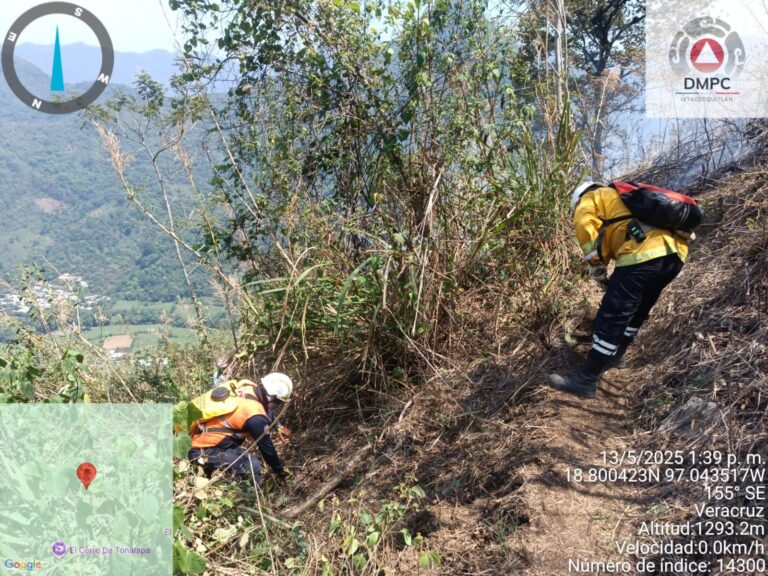 ATIENDE PC IXTACOQUITLÁN, INCENDIO EN CAPOLUCA