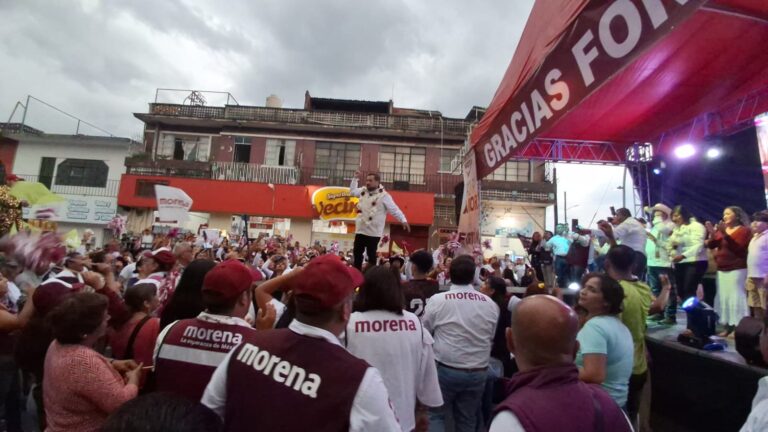 Acarreados llegan con Charly Pollos