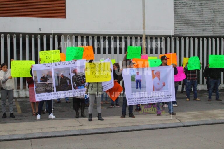 Protesta en Fiscalía de Orizaba