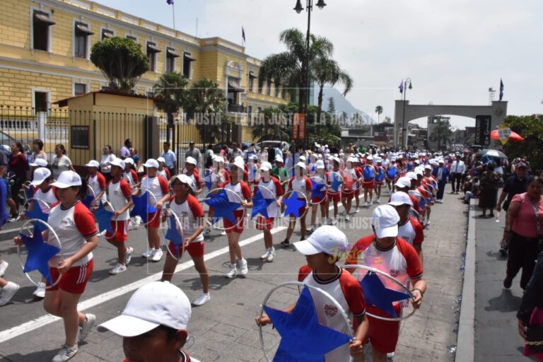 Conmemoran autoridades y estudiantes 163 aniversario de la Batalla de Puebla