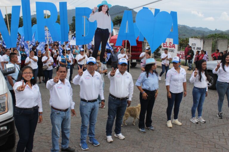 VIRIDIANA CIERRA BIEN Y FUERTE