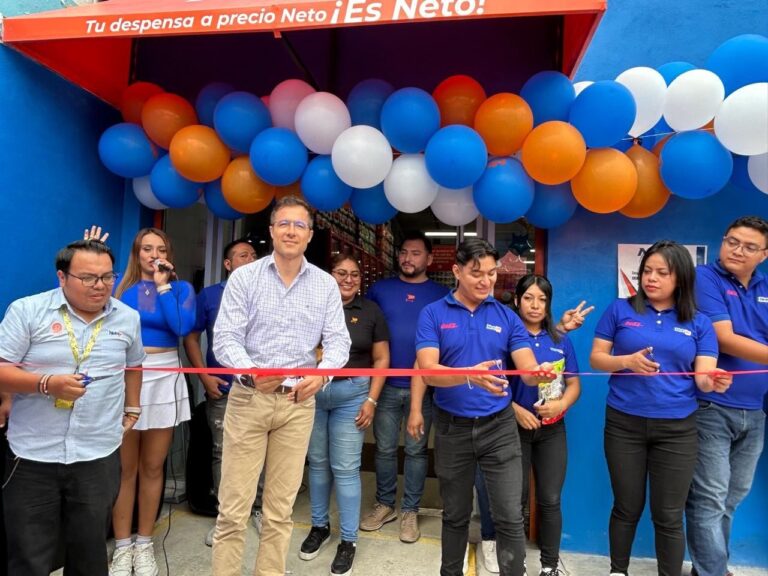 Desarrollo comercial y llegada de nuevas empresas detonan empleos en Córdoba