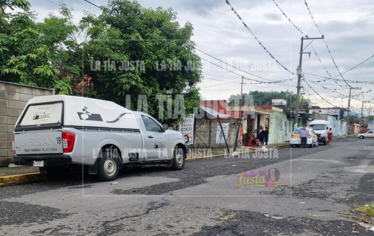 ESCAPA POR LA PUERTA FALSA