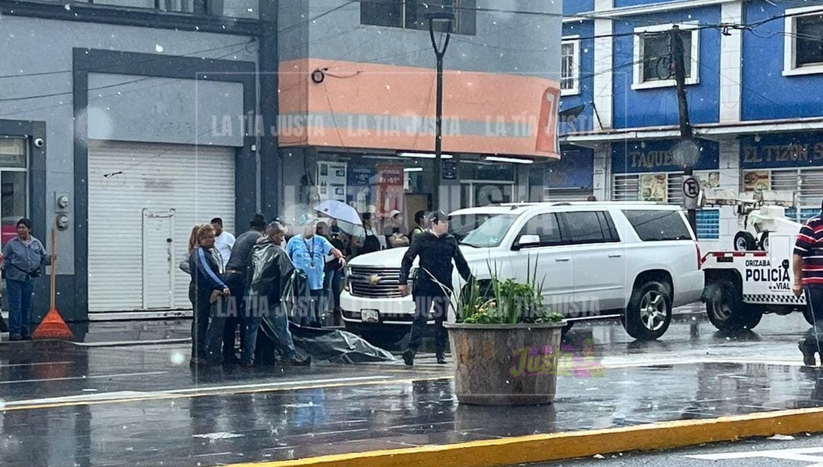 Muere trabajadora del Ayuntamiento de Orizaba atropellada en la nueva rotonda de Sur 10