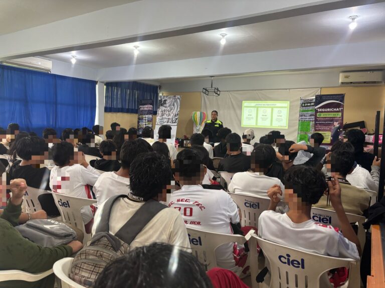 Llevan pláticas de prevención social del delito a mil 675 personas de la comunidad escolar
