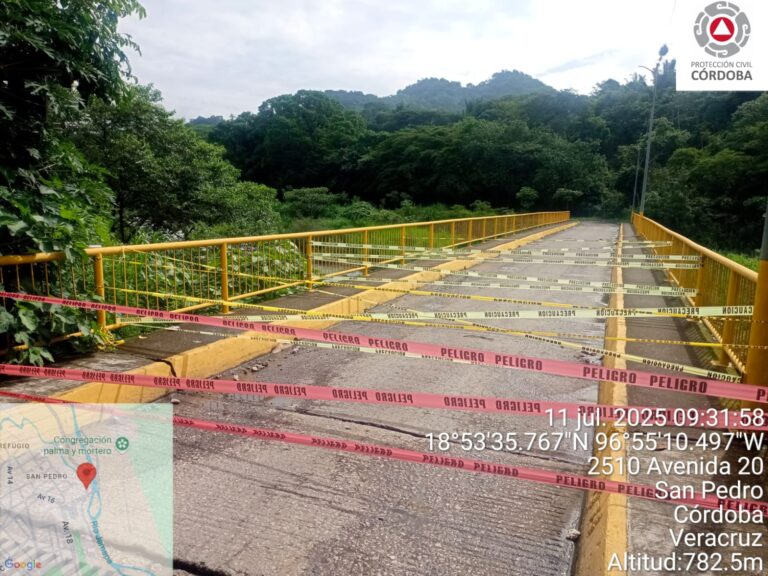 Realiza Protección Civil cierre vial hacia Agustín Millán a la altura del Puente Bejuco