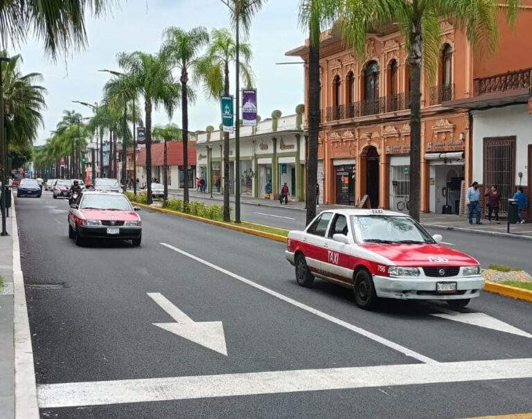 Inconforma al gremio taxista nueva tarifa oficial de la SSP; advierten movilizaciones