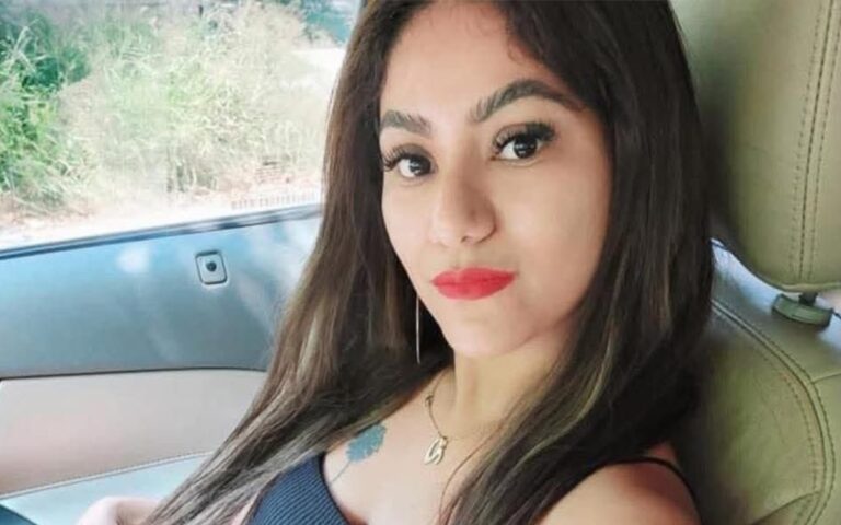 Mat4n a Reyna Violeta, presenta signos de tortura