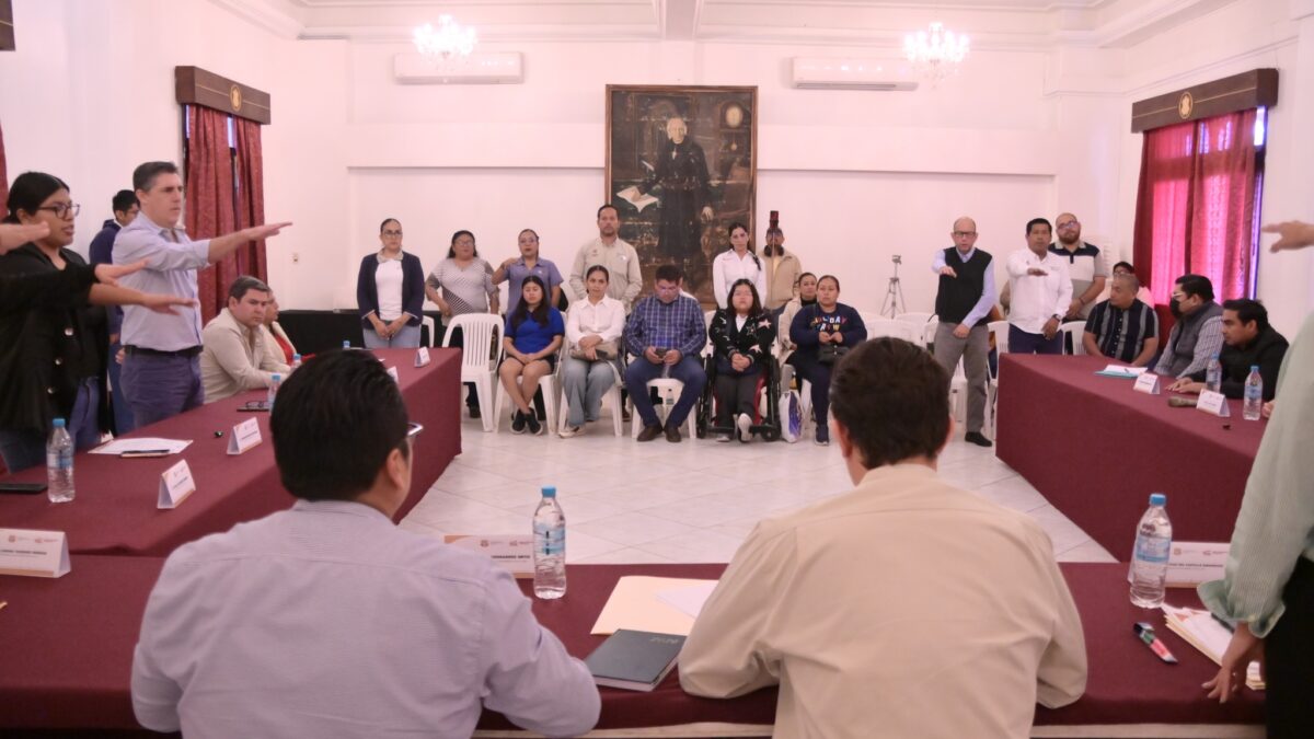 Integra Ayuntamiento de San Andrés Tuxtla Consejo Municipal de Población (COMUPO).