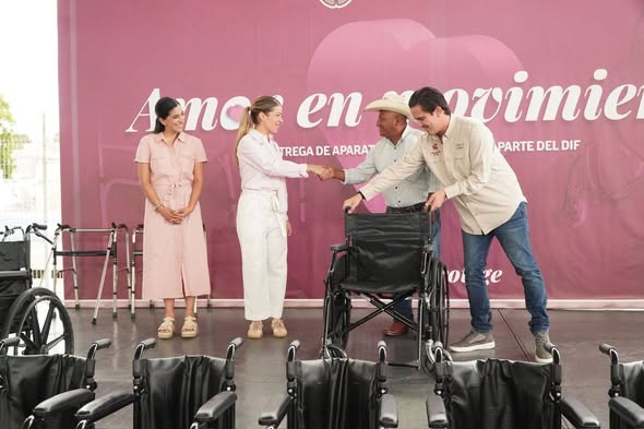 REALIZA DIF SAN ANDRÉS TUXTLA LA PRIMERA ENTREGA DE APARATOS FUNCIONALES