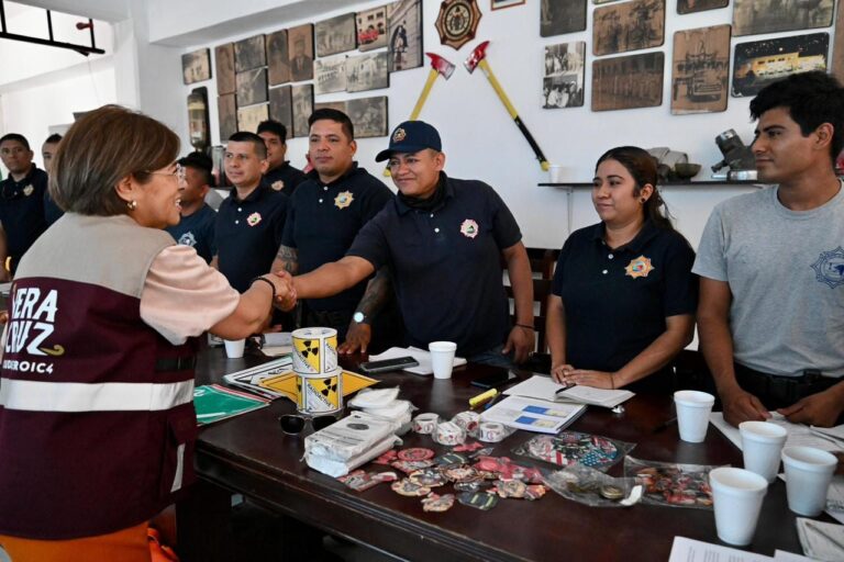 Capacita Ayuntamiento de Veracruz a cuerpos de emergencia