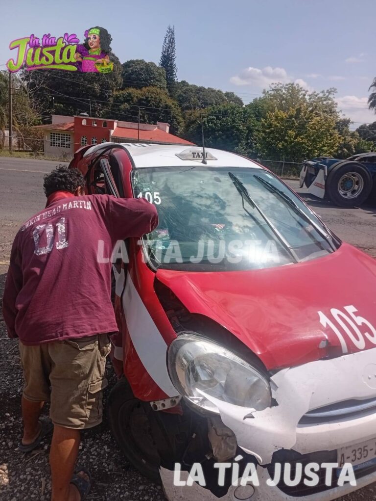ACCIDENTE PARALIZA CARRETERA CUITLÁHUAC – YANGA EN PALMILLAS