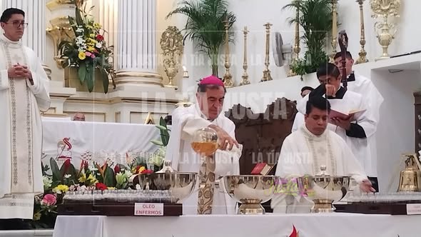 Realizan Misa Crismal