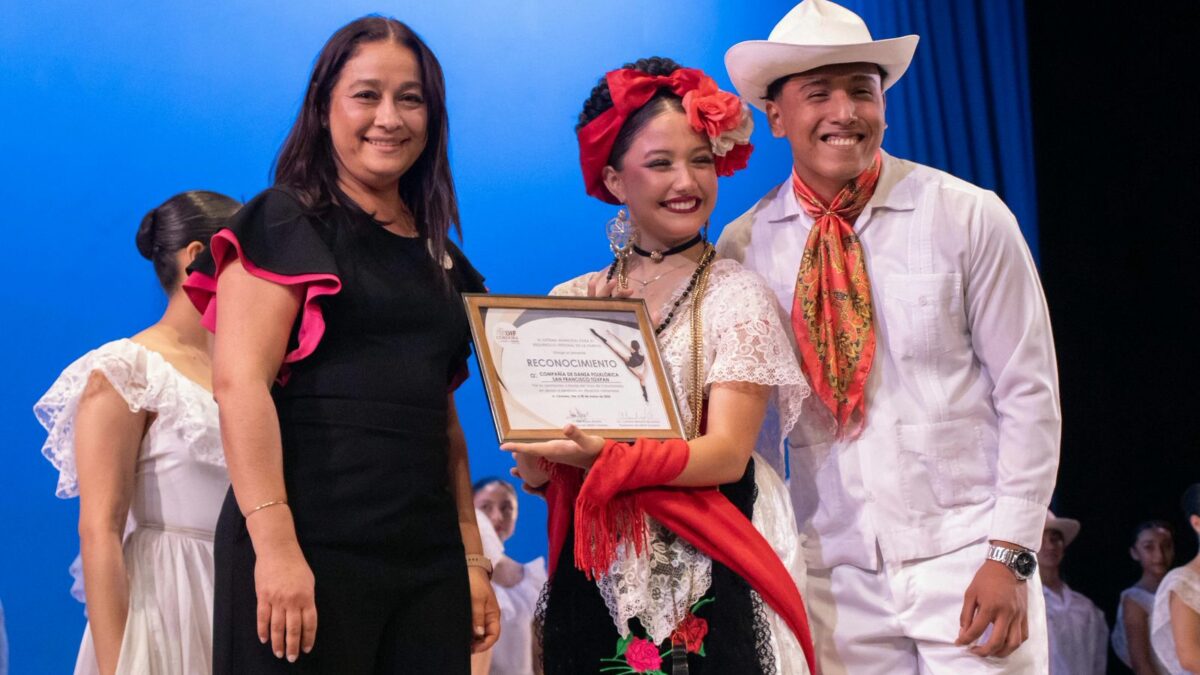Arte que abraza: gala con causa llena de emoción el Teatro Pedro Díaz a beneficio del DIF Córdoba