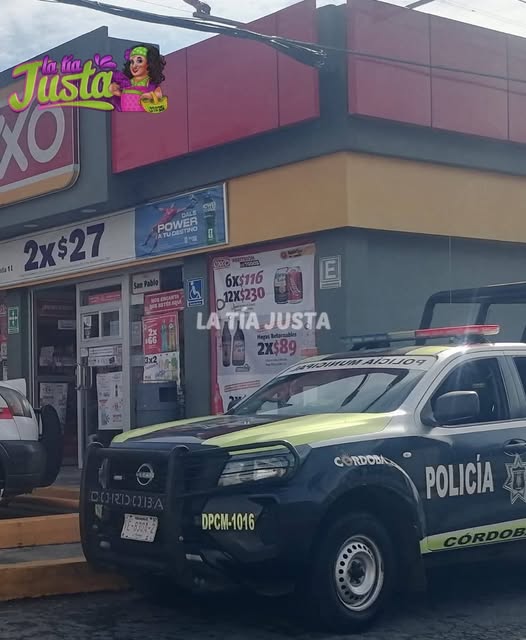 ASALTO EXPRESS EN TIENDA DE CONVENIENCIA DE CÓRDOBA