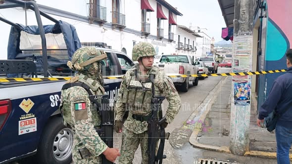 DESMANTELAN POLICÍA MUNICIPAL DE COSCOMATEPEC
