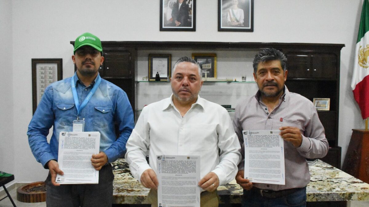 Río Blanco concreta alianzas educativas con Universidad del Bienestar y UNIVO