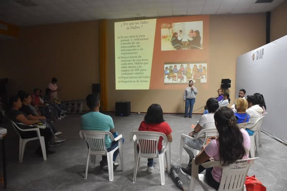 SMDIF inicia talleres psicoeducativos para padres.