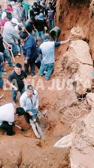 DESGAJAMIENTO DE TIERRA EN SOLEDAD ATZOMPA SEPULTA A ALBAÑILES, UNO PIERDE LA VIDA Y OTRO ES REPORTADO COMO GRAVE