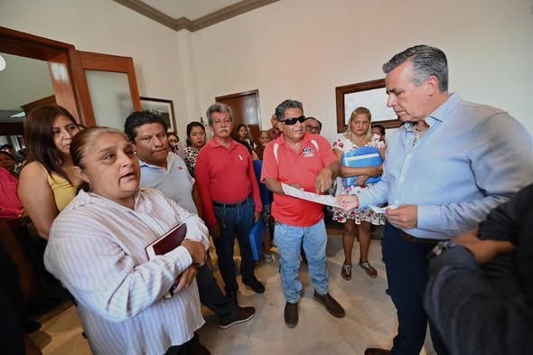 Alcalde Manuel Alonso Cerezo encabeza diálogo ciudadano y atiende demandas de colonias de Córdoba