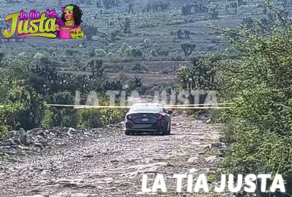 HALLAN SIN VIDA A DOS HOMBRES DENTRO DE UN AUTO ABANDONADO EN AZUMBILLA, EN EL ESTADO DE PUEBLA