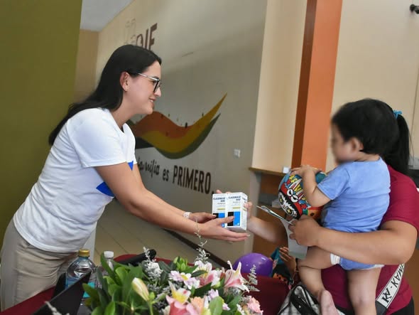 Niñas y niños vivieron una jornada de salud llena de cuidado y bienestar con el SMDIF.