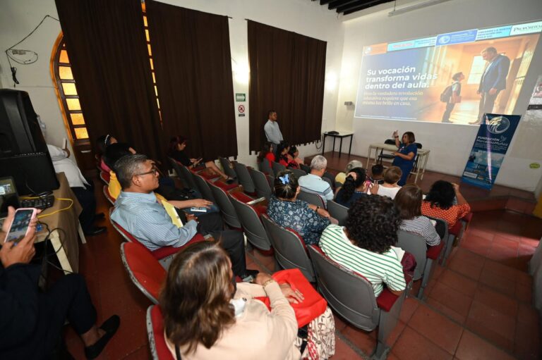 El Ayuntamiento Impulsa formación integral con taller “Padres con Propósito” en Córdoba