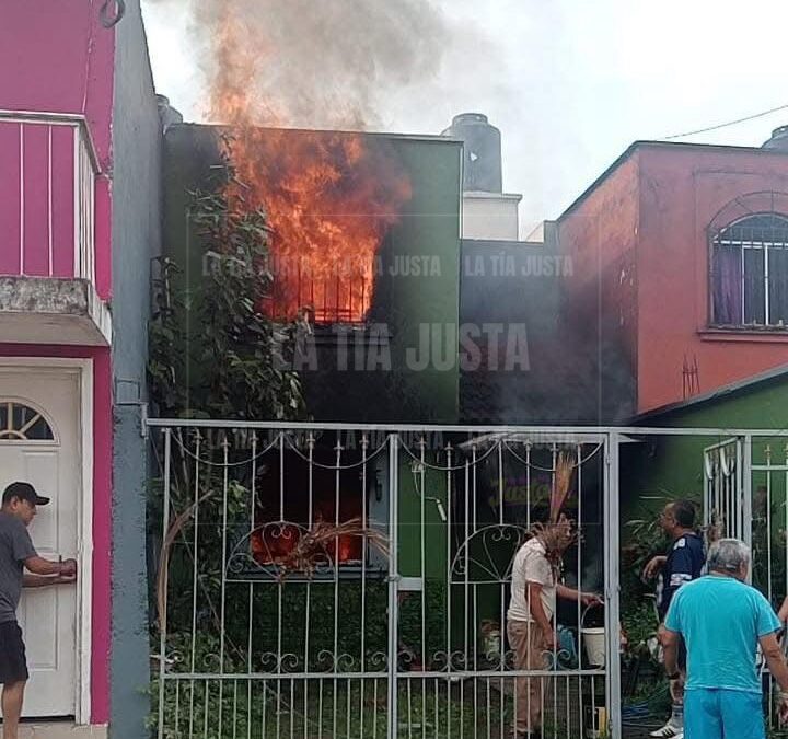 Incendio en Fraccionamiento Villas de Tenango