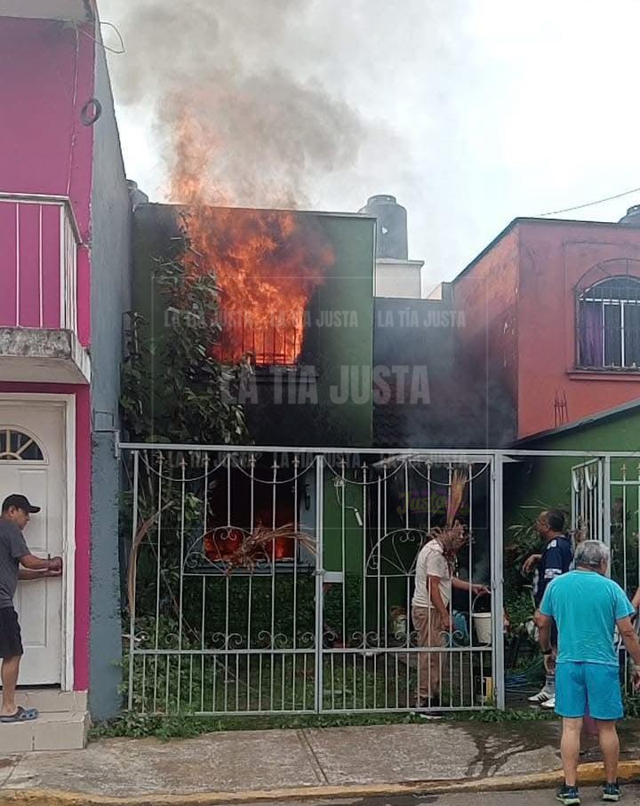 Incendio en Fraccionamiento Villas de Tenango