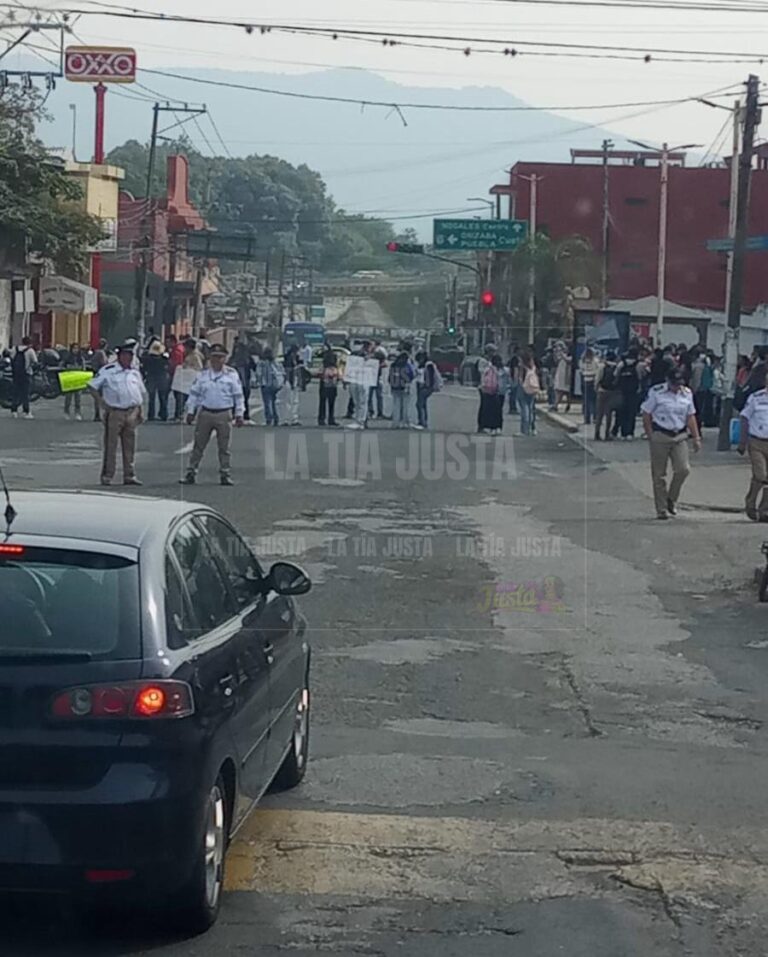 Protestan estudiantes del Tecnológico Superior de Zongolica, sede Nogales