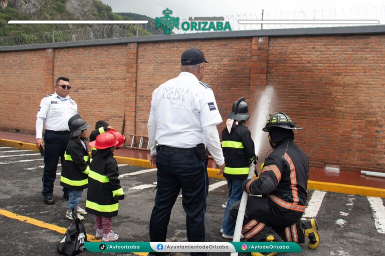 Orizaba dignifica labor de la policía con enfoque familiar