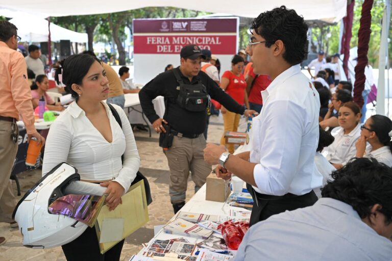 Impulsa Ayuntamiento de Veracruz el desarrollo económico con la Feria Municipal del Empleo
