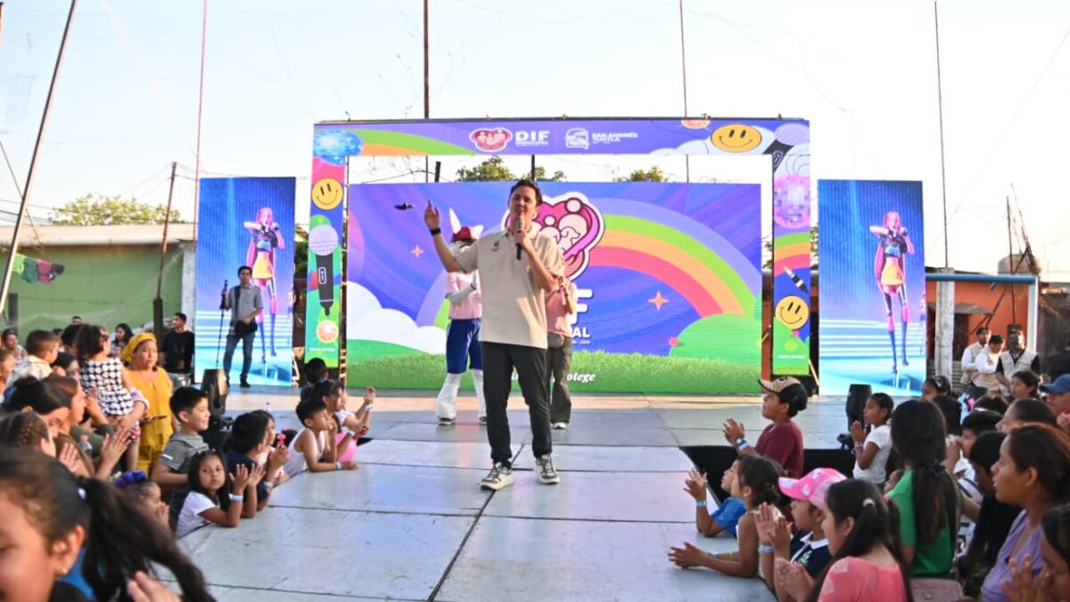¡Como nunca antes! Rafa Fararoni celebra en grande a niñas y niños de San Andrés Tuxtla