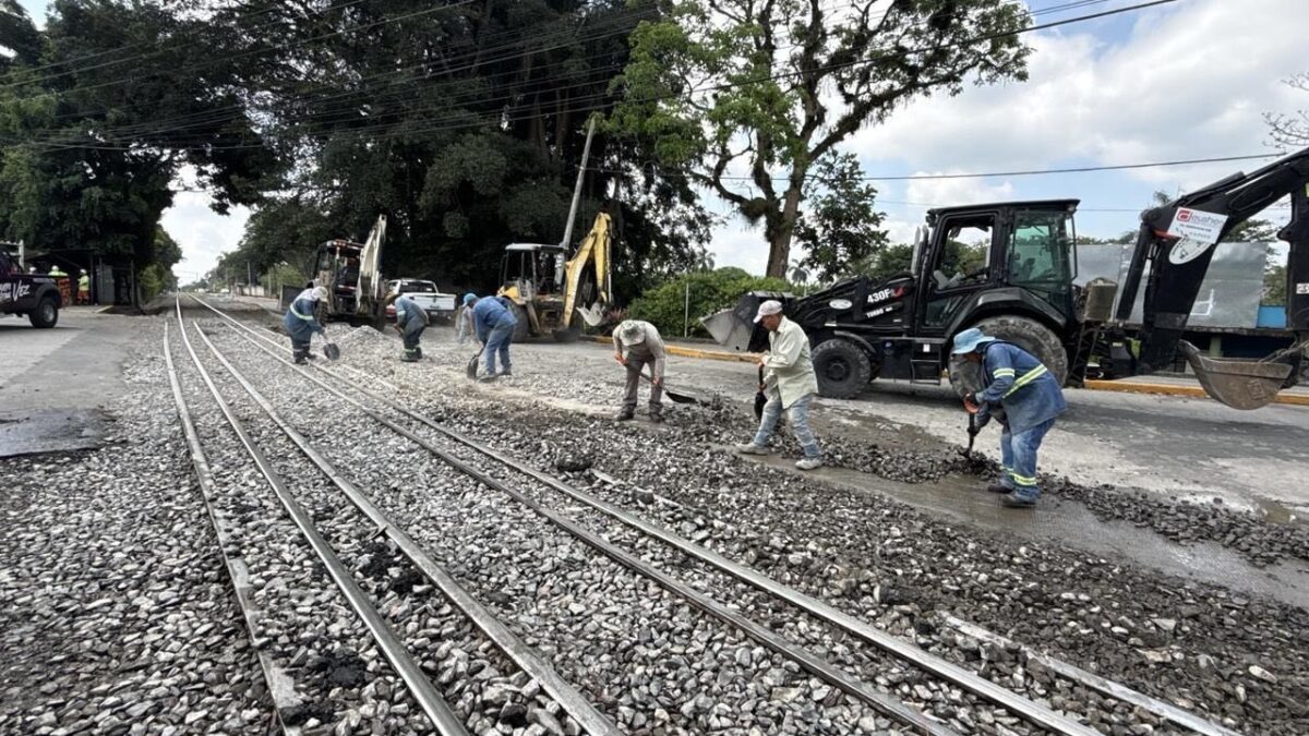 Ayuntamientos de Córdoba y Fortín trabajan en conjunto para rehabilitar acceso vehicular en zona ferroviaria