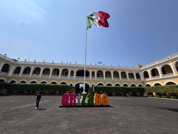 ORIZABA REPORTA SALDO BLANCO TRAS SISMO CON EPICENTRO EN PINOTEPA NACIONAL Y DESPLIEGA OPERATIVO DE SUPERVISIÓN