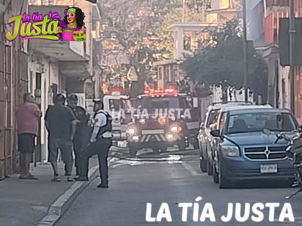 INFIERNO EN EL CORAZÓN DE ORIZABA, INCENDIO DEVORA CASA EN LA COLONIA PICHUCALCO