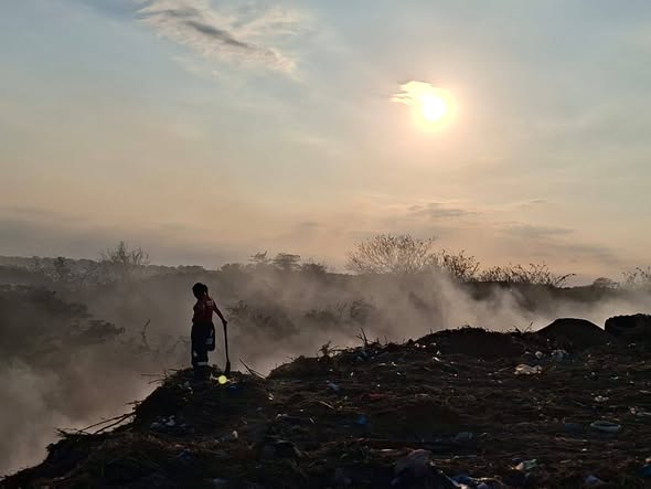 Instruye alcaldesa de Veracruz atención inmediata a incendios y exhorta a población a prevenir situaciones de riesgo.